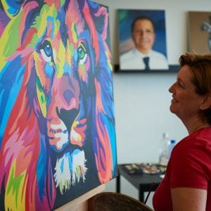 Kleurrijk leeuw op canvas bij Artstudio Linda in Amstelveen